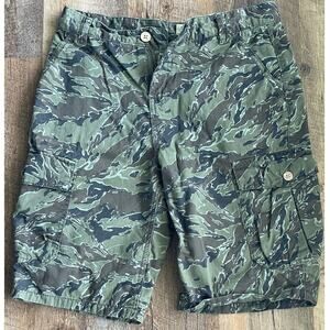 Lucky Brand sz 14 boys camo cargo shorts 100% cotton